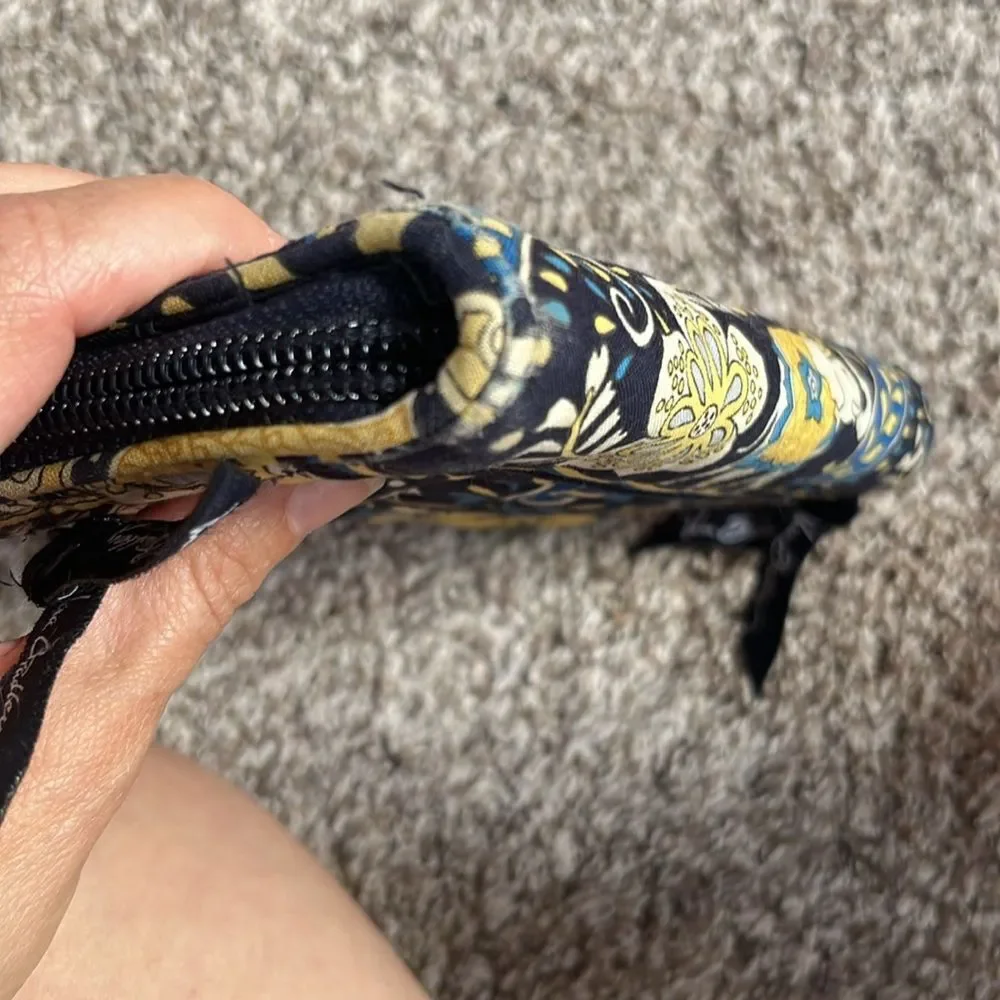 Vera Bradley, turn lock wallet, Ellie retired design, blue and yellow